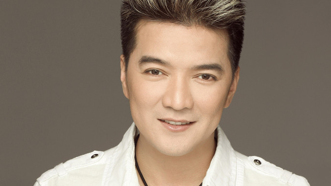 Đàm Vĩnh Hưng: Ngạo nghễ đạp 'thần tượng'