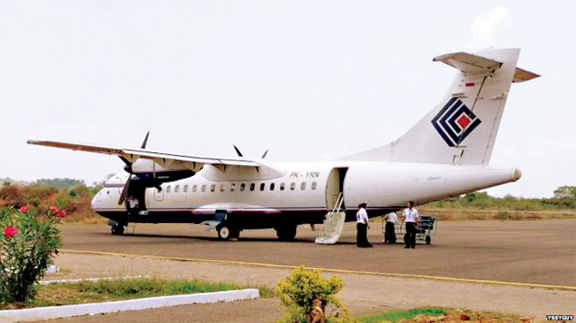 Máy bay chở 54 người đâm vào núi do thời tiết xấu?