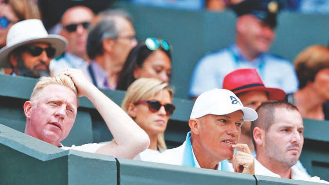 Mọi cử động của HLV Boris Becker (trái) trong khi Djokovic thi đấu đều bị “soi” kỹ. Ảnh: GETTY IMAGES