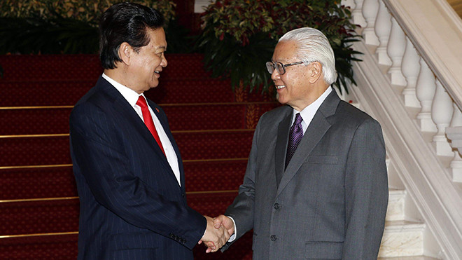 Trưa 9/8, tại Dinh Tổng thống Istana, Thủ tướng Nguyễn Tấn Dũng dự chiêu đãi chào mừng 50 năm Ngày độc lập Singapore do Tổng thống Singapore Tony Tan Keng Yam chủ trì. Ảnh: TTXVN