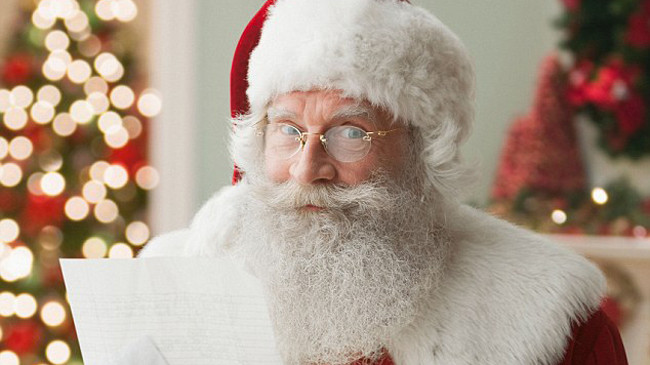 Anh bắt đầu tuyển ông già Noel