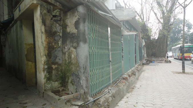 Nhà siêu mỏng tái xuất