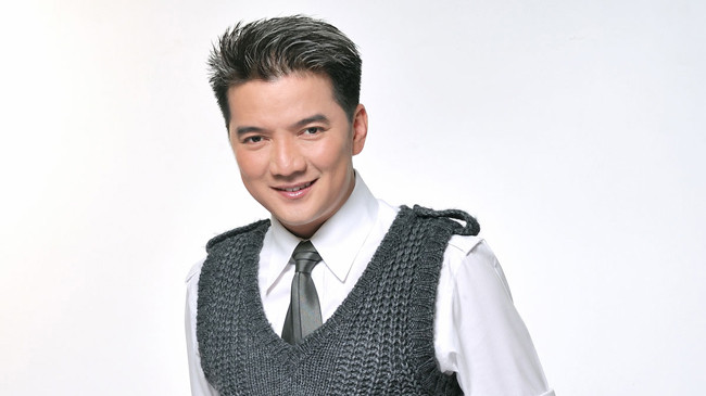 Đàm Vĩnh Hưng: Việt Nam lắm ý kiến, ý cò