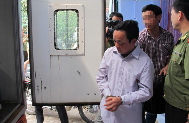 "Cậu" Thụy khi bị bắt. Ảnh Lao Động.