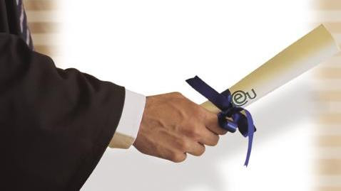 Nguy cơ nở rộ “giáo sư”