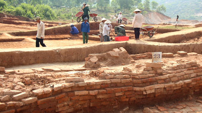 Phế tích Triền Tranh được phát lộ với nhiều phát hiện lạ