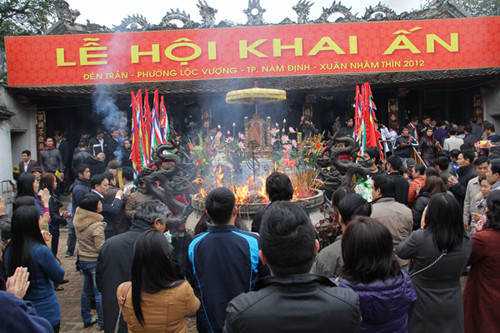 Sẽ phát ấn Đền Trần trong 6 ngày