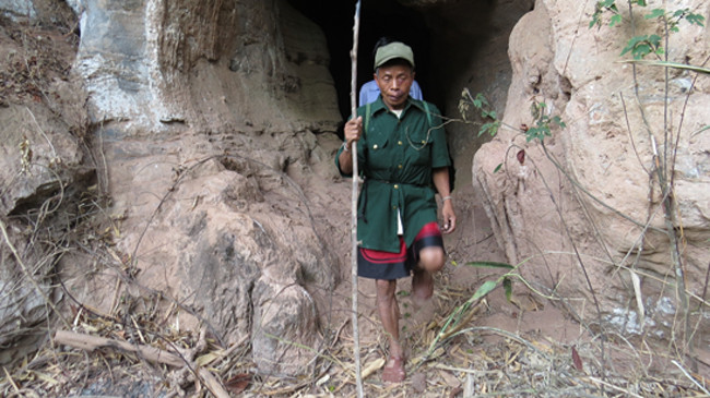 Già làng Đinh Rầu - người dẫn đường toàn năng.