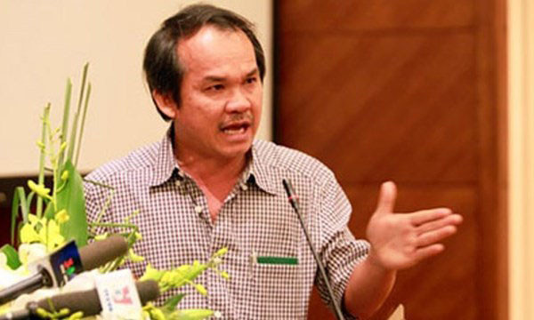 Bầu Đức - Nhiều chức tước quá cũng không tốt