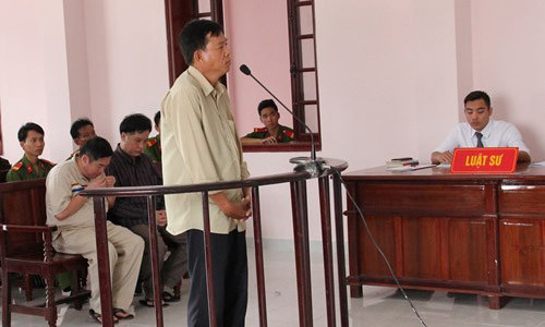 Bị cáo Hồng tại phiên tòa. Ảnh: Thanh Niên