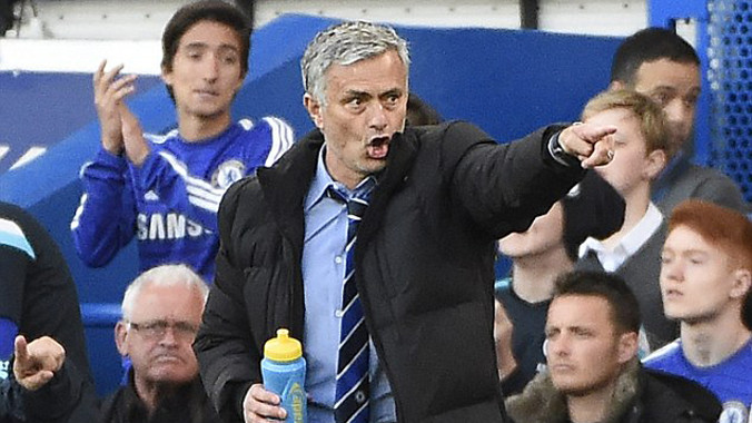 HLV Mourinho chỉ quan tâm tới chiến thuật và kết quả mang lại mà không để tâm đội bóng của ông kiểm soát bóng nhiều hay ít. Ảnh: EPA