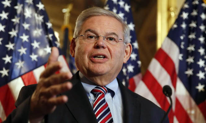 Thượng nghị sĩ Robert Menendez 