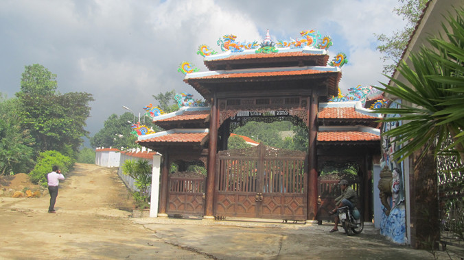 Biệt phủ ông Ngô Văn Quang cũng nằm trong diện thu hồi. Ảnh: Nam Cường