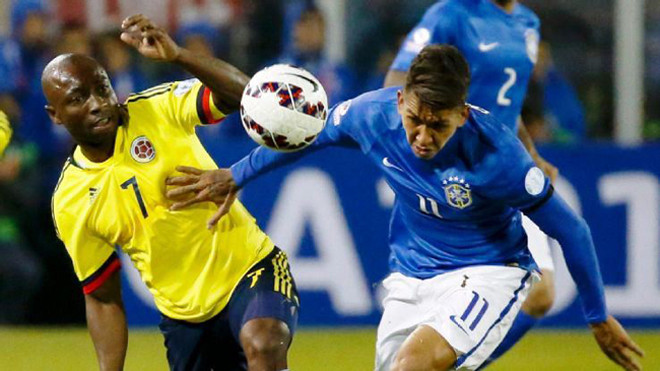 Brazil (áo xanh) vẫn có thể bị loại khỏi Copa America 2015