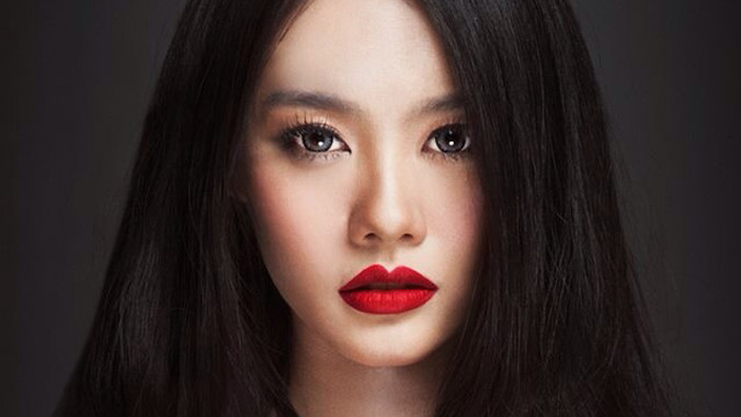 Linh Chi: Tôi đẹp, tôi giàu, tôi…