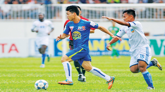 Công Phượng là cầu thủ HA.GL hiếm hoi được HLV Miura đánh giá cao nhưng hiện anh đang có phong độ không tốt tại V-League. Ảnh: VSI