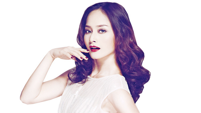 Lan Phương: Đua hai mảnh