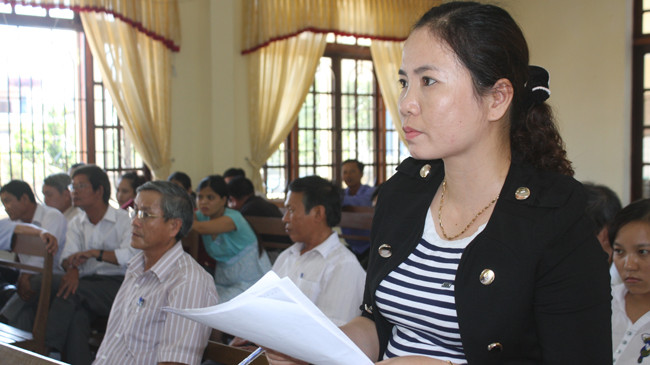 Chị Thủy đấu tranh tại tòa bảo vệ quan điểm của mình