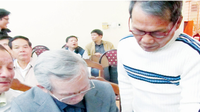 Hai nhân chứng Hoàng Sa gặp lại nhau. Ảnh: Nam Cường