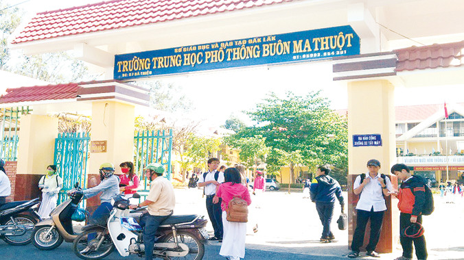 Trường học nơi em Thiện bị dẫn giải.