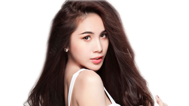 Thủy Tiên: Người xuất sắc?