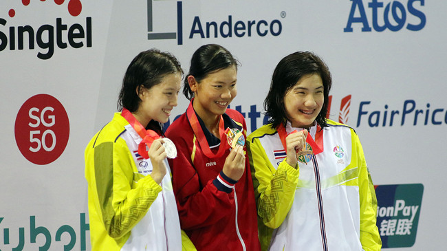 Ánh Viên(giữa) giành ngôi vô địch cả hai nội dung. Ảnh: nguyễn Tuấn Tú