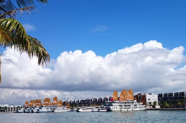 Cảng du thuyền nhân tạo Tuần Châu - Vịnh Hạ Long