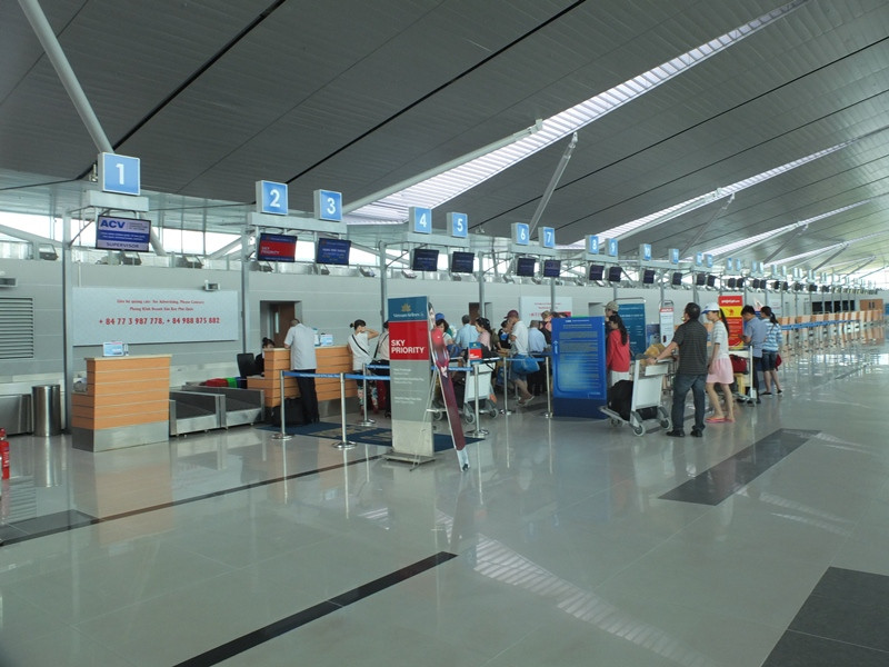 Nhiều chiêu trò gian lận hoàn thuế tại sân bay. Ảnh: Đức Huy