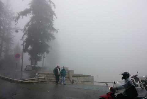 Sa Pa chìm trong giá rét. Ảnh: T.Hạnh