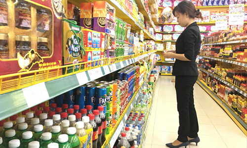 Các chuyên gia kinh tế lo ngại cuối năm nhu cầu mua sắm, đi lại tăng, tạo cơ hội cho các doanh nghiệp tăng cước vận tải, giá cả hàng hóa 