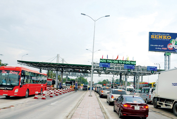 Trạm thu phí Cai Lậy cũng nằm trong số 24 dự án BOT vừa bị Kiểm toán Nhà nước “sờ gáy”.