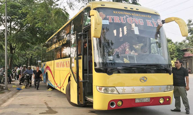 Xe 17B -00146 đổ khách trên đường và bỏ chạy ngày 2/5, sau khi kiểm tra GPS xe thuộc đơn vị chủ quản lý là Xí nghiệp vận tải 27/7 Đông Hưng (Thái Bình).