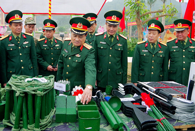 Một số sáng kiến, cải tiến mô hình học cụ của ĐVTN trong Binh chủng Đặc công. Ảnh: N.M.