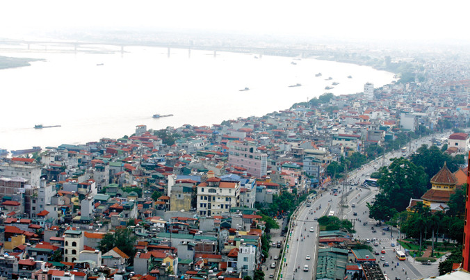Theo KTS Đào Ngọc Nghiêm, quy hoạch 2 bên sông Hồng vấn đề quan trọng nhất là phải đảm bảo thoát lũ. Ảnh: Hồng Vĩnh.