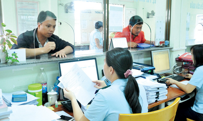 Tỷ lệ DN phải nộp phí “bôi trơn” khi làm thủ tục hải quan đang tăng. Ảnh: Tuấn Nguyễn.