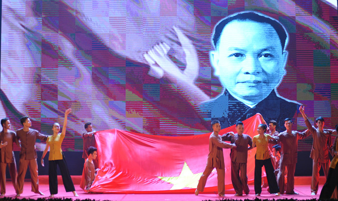 Chương trình nghệ thuật kỷ niệm 110 năm ngày sinh Tổng Bí thư Trường Chinh.