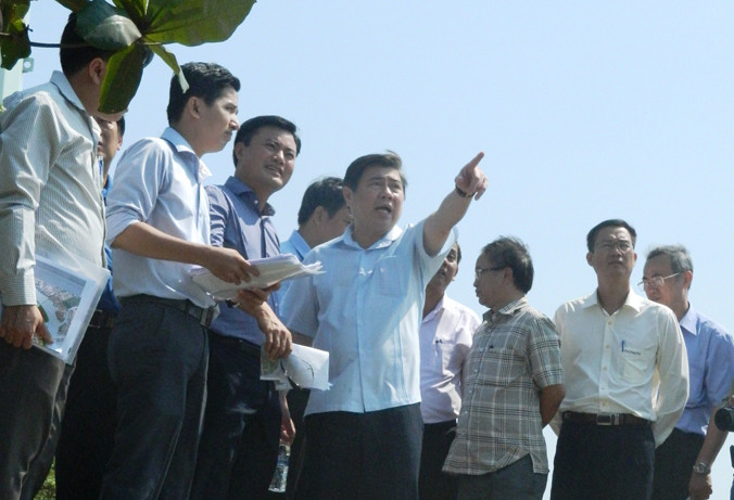 Lãnh đạo TPHCM cho rằng, phải tiếp tục giảm họp để dành thời gian đi cơ sở.