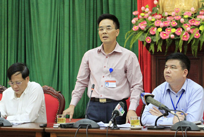 Ông Nguyễn Khánh Thăng, Phó Bí thư Thường trực quận Nam Từ Liêm nói về vụ Bí thư phường Mỹ Đình 1 liên quan đường dây lô đề. Ảnh: Trường Phong.