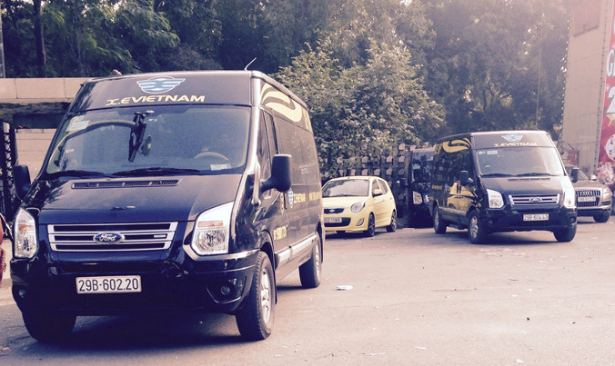 Xe trá hình hoạt động nhan nhản ngay tại trung tâm Hà Nội. Ảnh: Bảo An.