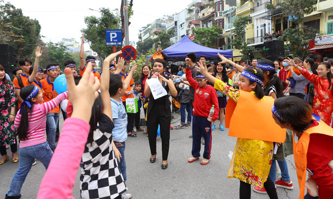 Thái Thùy Linh không thể làm ngơ trước tình trạng người tự kỷ chưa được quan tâm đúng mức. Ảnh: Tienduy Luong.