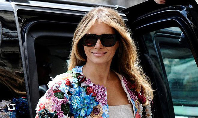 Bà Melania Trump 'trả thù' các nhà tạo mẫu