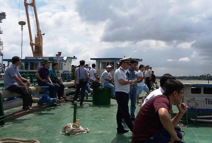 Lực lượng chức năng đang tiến hành tìm kiếm.