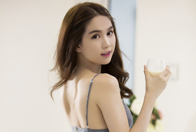 Ngọc Trinh: Sao không bikini?