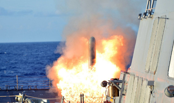 Tổng thống Mỹ Donald Trump có thể ra lệnh triển khai thêm các cuộc tấn công nếu Syria tái sử dụng vũ khí hóa học. Ảnh: Sputnik News.