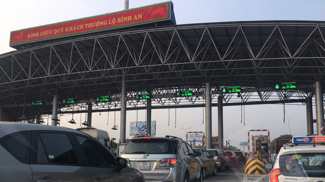 Nhiều trạm thu phí BOT không đảm bảo khoảng cách 70km vẫn được chấp nhận. Ảnh: Minh Tuấn.