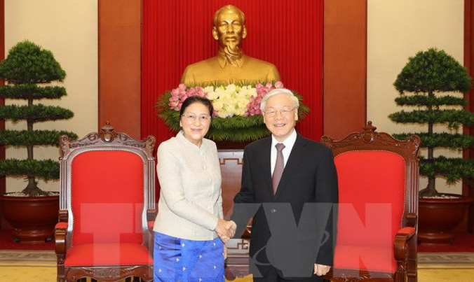 Tổng Bí thư Nguyễn Phú Trọng tiếp Chủ tịch Quốc hội Lào Pany Yathotou.