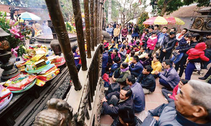 Trước giờ khai ấn. Ảnh: PV.