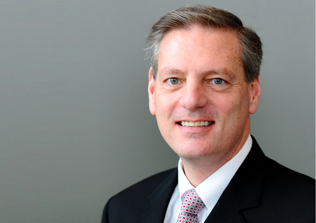 Tổng Giám đốc VinFast - James B. DeLuca.