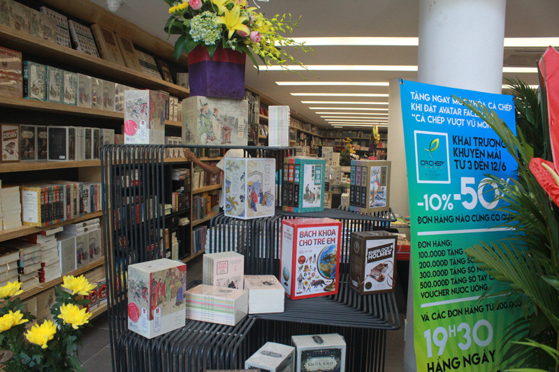 Nhà sách Cá Chép - không chỉ sách và tranh