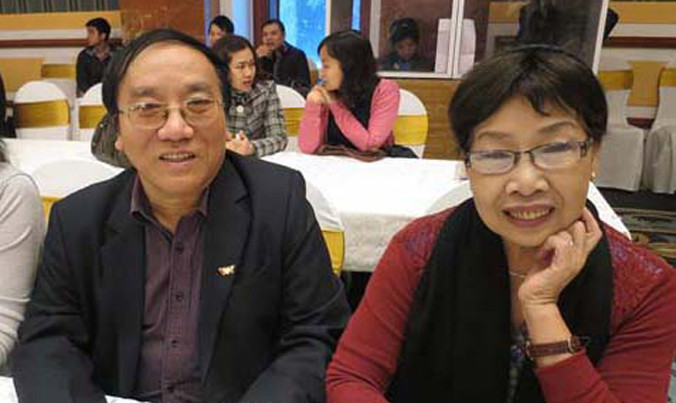 Nhà thơ Trần Đăng Khoa và nhà thơ Phan Thị Thanh Nhàn.